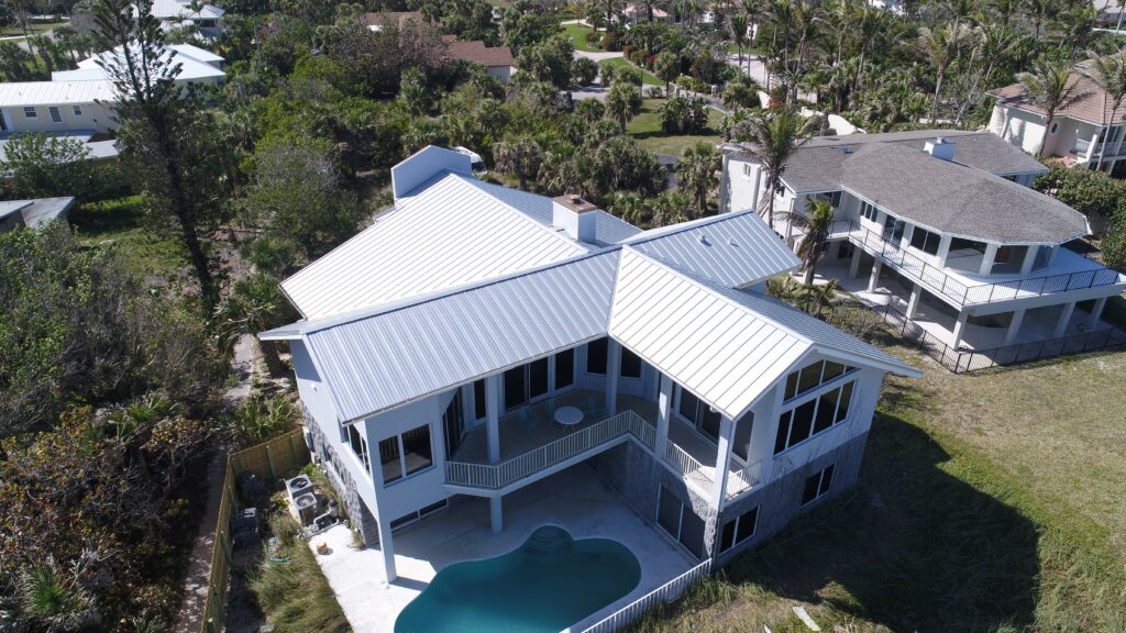 Roofing Contractor in Vero Beach