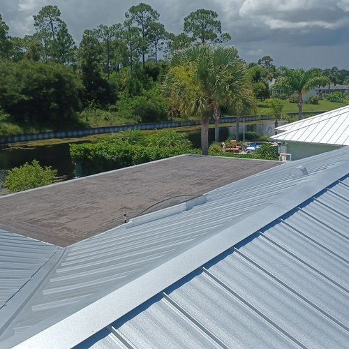 Standing seam metal roof panels on a home, complete guide to metal roofing standing seam installation in Florida by My Florida Roofing Contractor